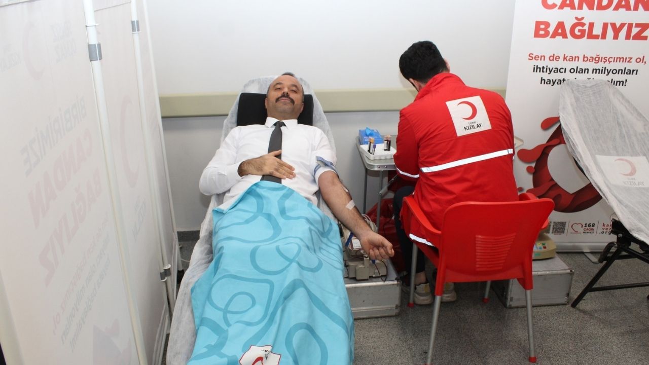 Osmaniye Eğitim Ve Araştırma Hastanesi’nde Kan Bağışı Etkinliği