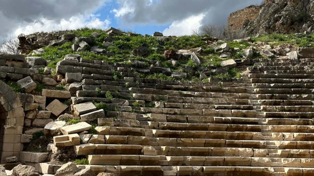 Osmaniye Hakkında Bilmediğiniz 5 Bin Yıllık Gerçek! Kızgın Kömürler Üzerinde Yürüyenlerin Şehri! (6)