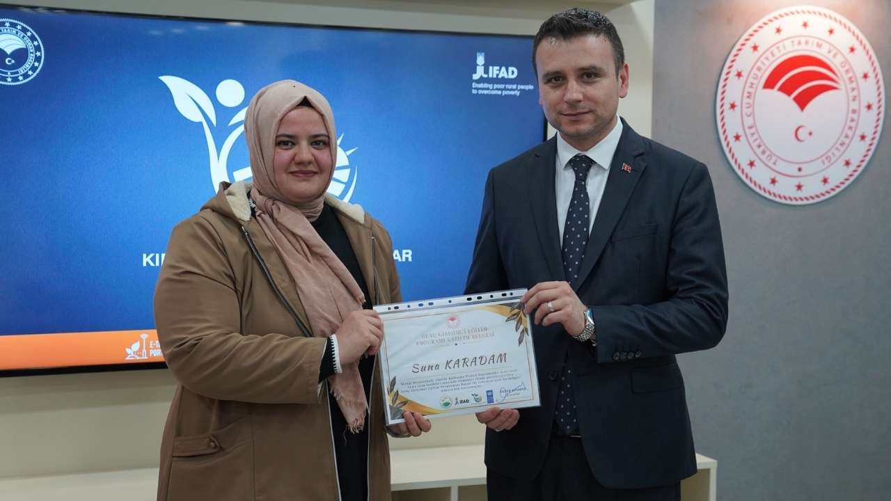 Osmaniye Kırsal Dezavantajlı Alanlar Kalkınma Projesi’nde Genç Girişimci Eğitimi Tamamlandı (3)