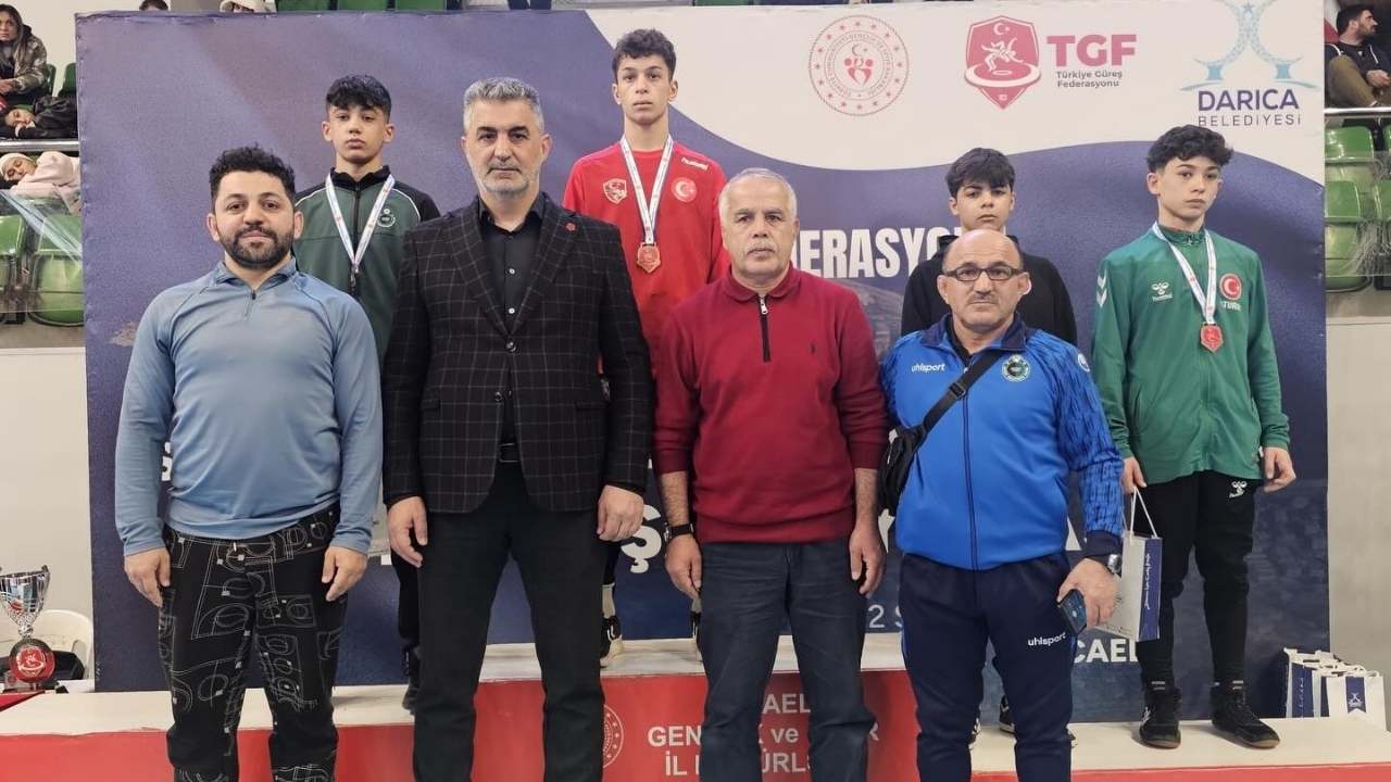 Osmaniye Minderde Devleşti İki Madalya, Bir Türkiye Şampiyonluğu! (1)