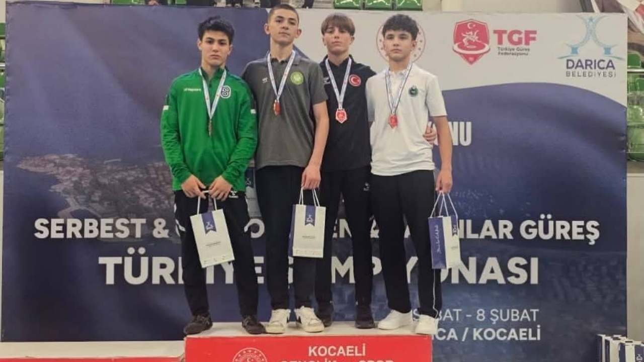 Osmaniye Minderde Devleşti İki Madalya, Bir Türkiye Şampiyonluğu! (2)-1