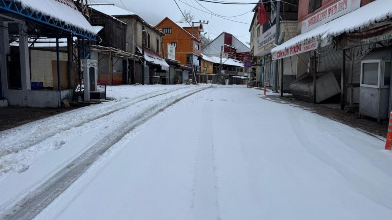Osmaniye Zorkun Yaylası’nda Kar Yeniden Etkili Oldu-2