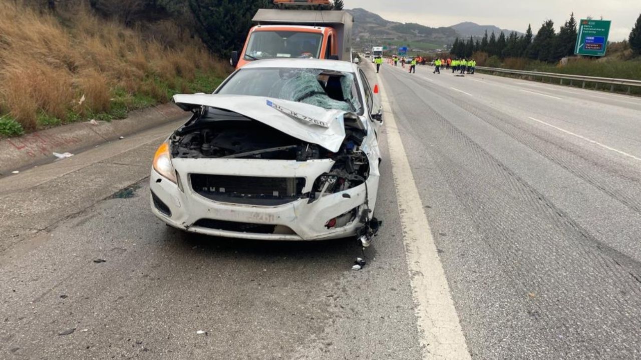 Osmaniye’de Acı Sabah Temizlik Yapan İşçilere Otomobil Çarptı, Ölü Ve Yaralılar Var (1)