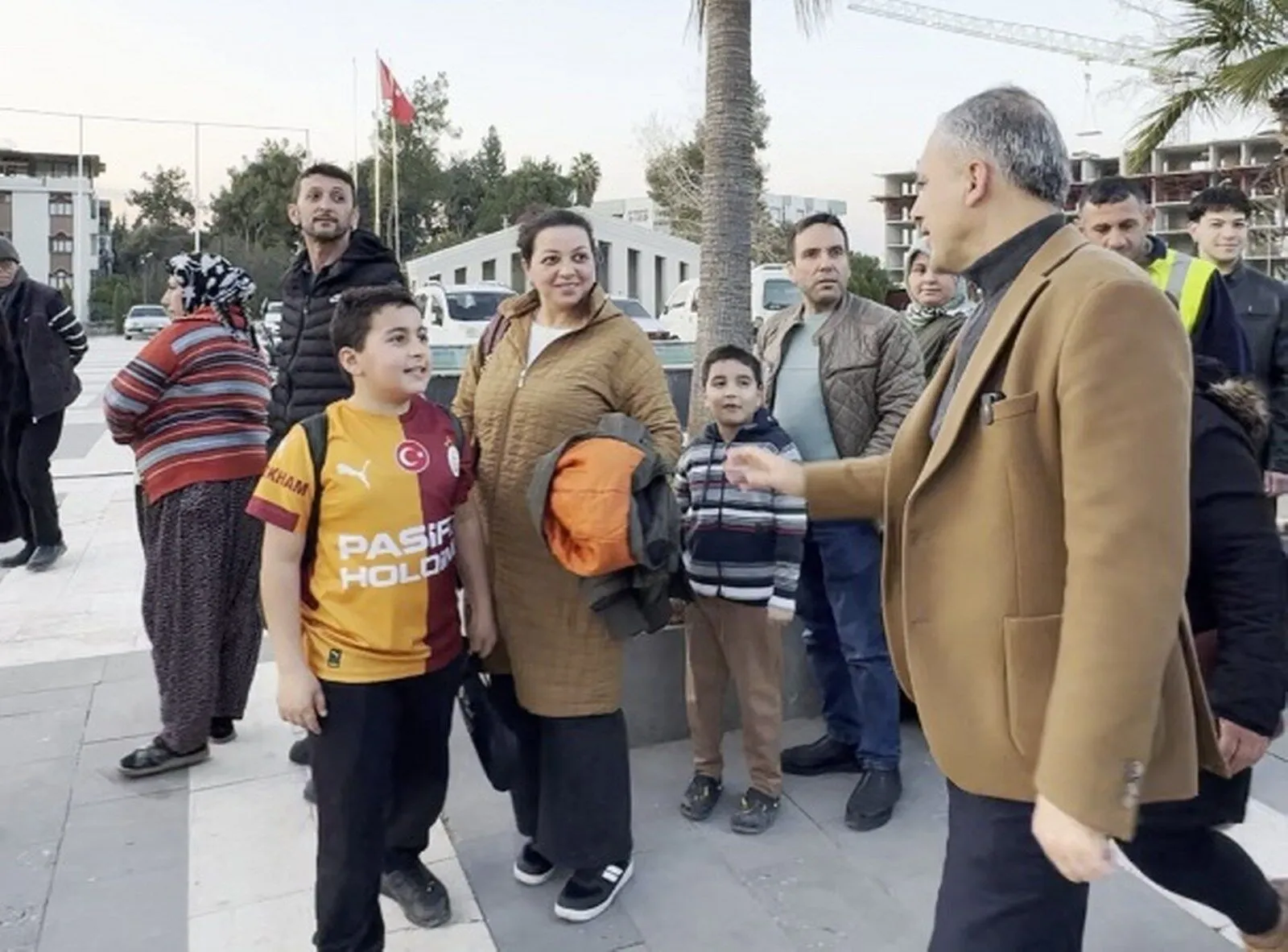 Osmaniyede Baskan Cenet Iftar Cadirinda Vatandaslarla 2