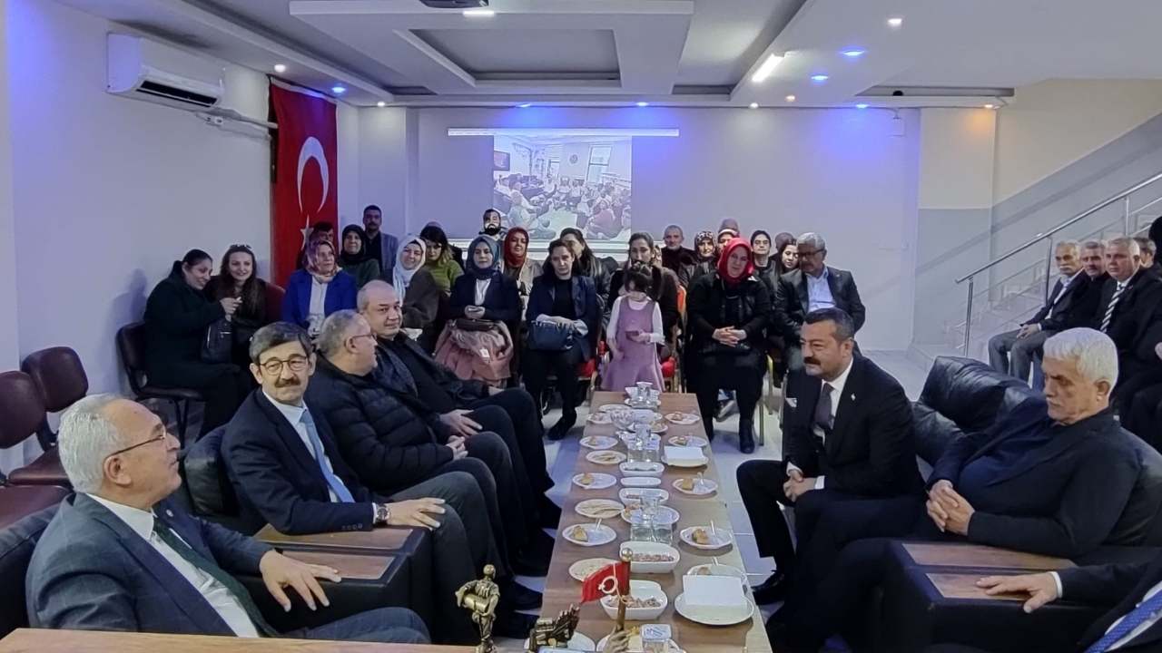 Osmaniye’de Kahramanmaraşlılar Buluşması “Biz Bu Şehrin Sigortası Ve Kültür Elçisiyiz” (1)