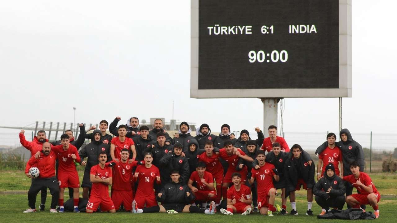 Osmaniye’den Çaykur Rizespor’a, Rize’den Ay Yıldızlı Gurura! (1)