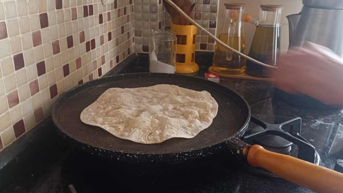 Osmaniyeli Ailelerin Pazar Mesaisi Lezzet Dolu Sıkma Sofraları (5)