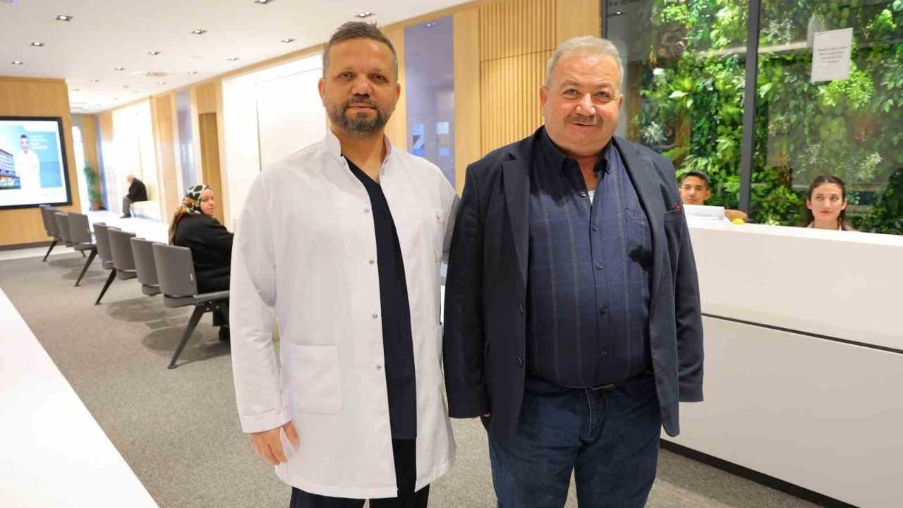 Tekerlekli Sandalyeyle Geldi, Tedavi Sonrası Yürüyerek Taburcu Oldu (1)