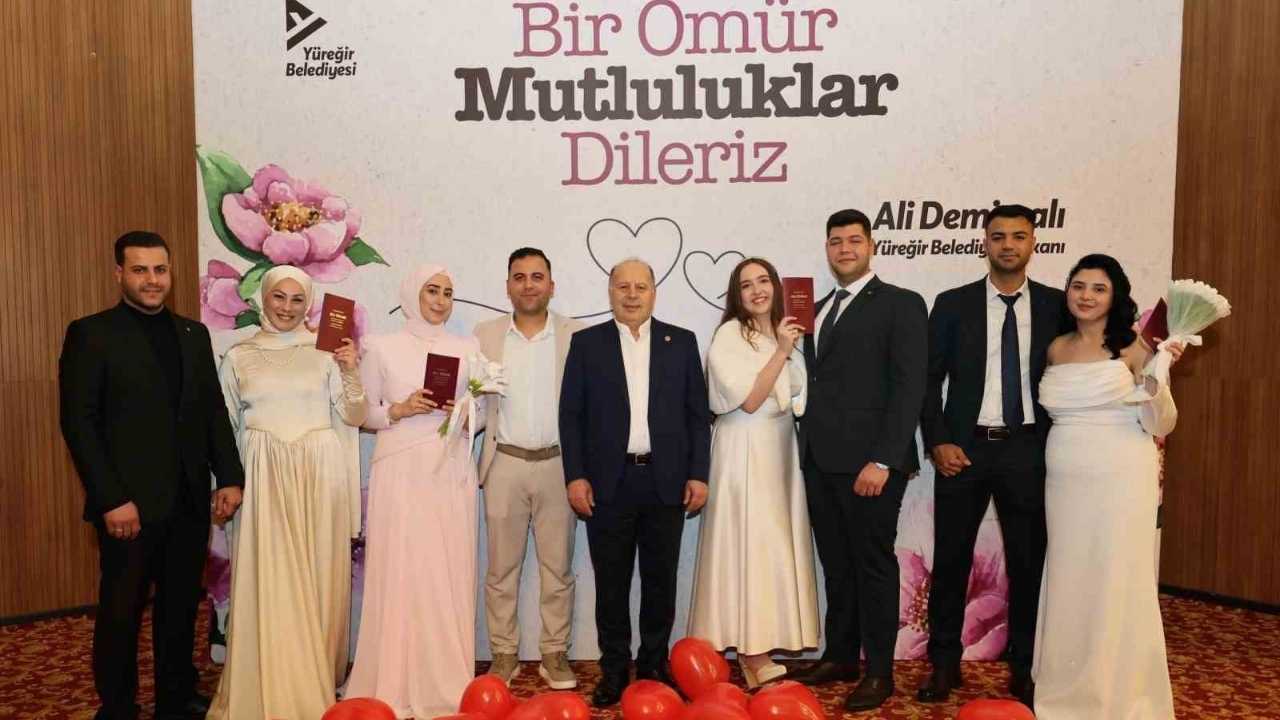 Yüreğir Belediyesi’nden 14 Şubat’a Özel Toplu Nikah Töreni (1)