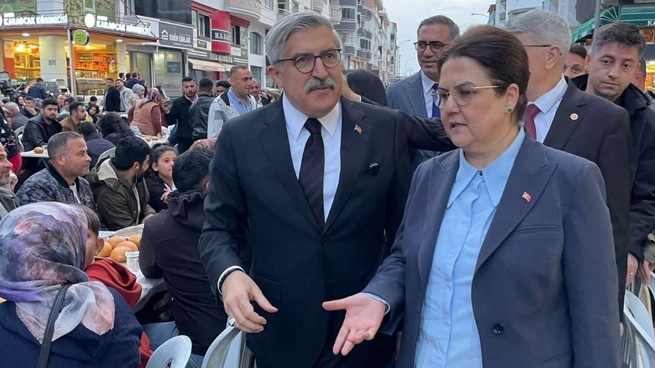 Ak Parti Osmaniye’de Vefa Ve Bayram Coşkusu Bir Arada!