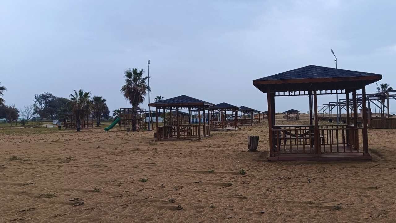 Burnaz Plajı Yaz Kalabalığı Öncesi Huzur İsteyenleri Ağırlıyor (5)