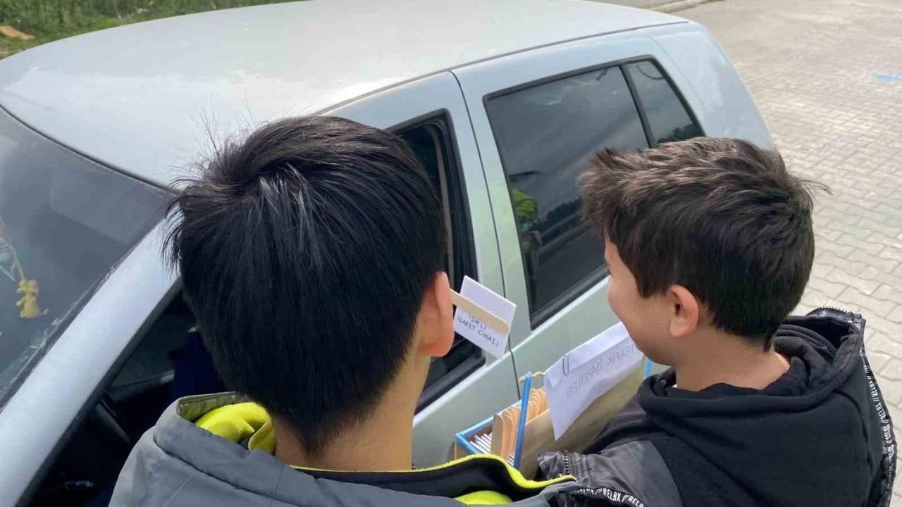 Düziçi’nde Trafik Eğitimi Hiç Bu Kadar Tatlı Olmamıştı! (1)