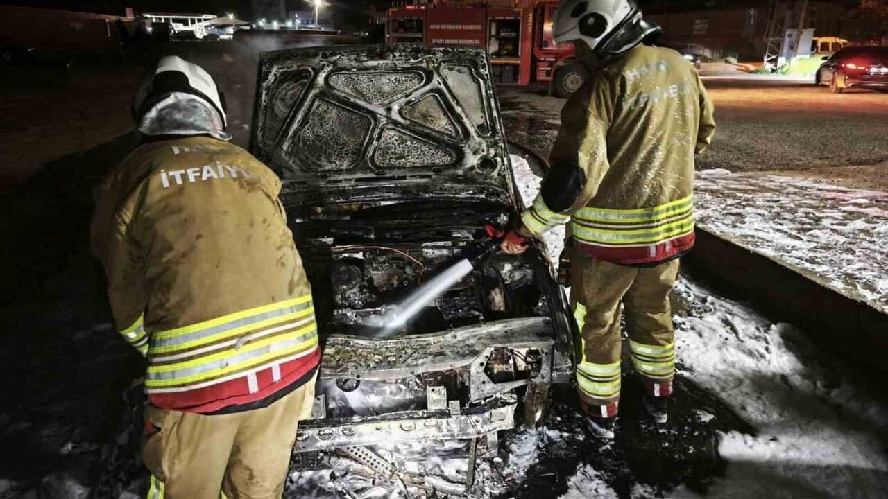 Hatay’da Yanan Tofaş Kullanılmaz Hale Geldi (2)