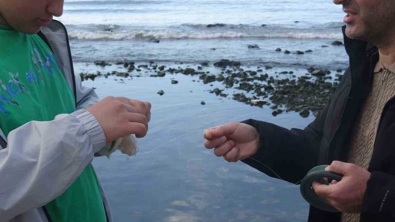 İskenderun Körfezi’nde Fırtına Sonrası Deniz Çekildi (2)