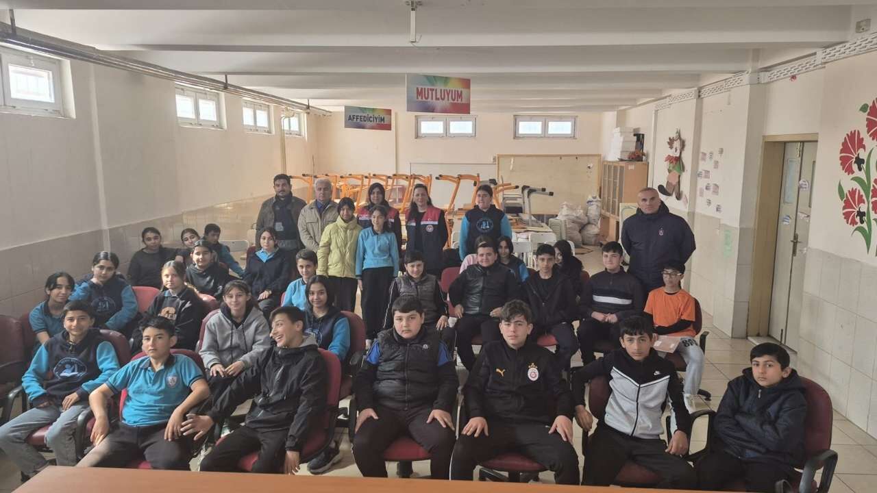 Osmaniye İl Tarım Müdürlüğü’nden Kritik Uyarı Hasat Sonrası Sakın Bunu Yapmayın!