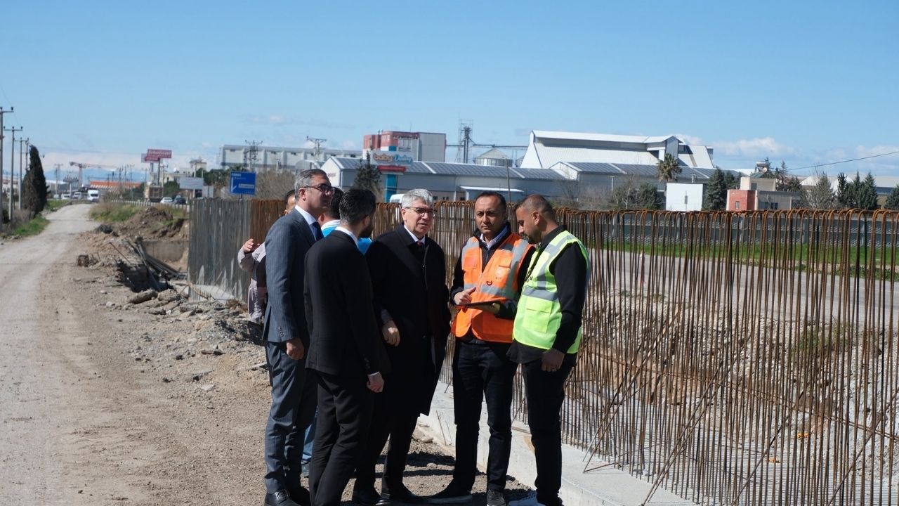 Osmaniye Milletvekili Gülsoy Yerinde Inceledi! İşte Cevdetiye Ve Nohuttepe Kavşaklarında Son Durum! (3)