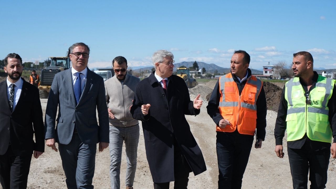 Osmaniye Milletvekili Gülsoy Yerinde Inceledi! İşte Cevdetiye Ve Nohuttepe Kavşaklarında Son Durum!