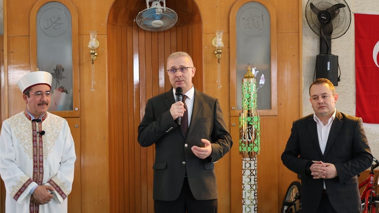 Osmaniye’de 160 Öğrenciye Unutulmaz Ramazan Hediyesi! (1)