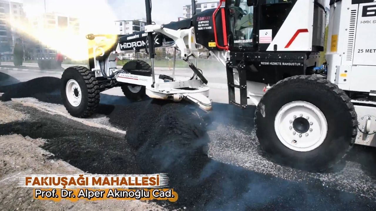 Osmaniye’de Bayram Mesaisi O Mahallede Yollar Sil Baştan Yenileniyor! (1)