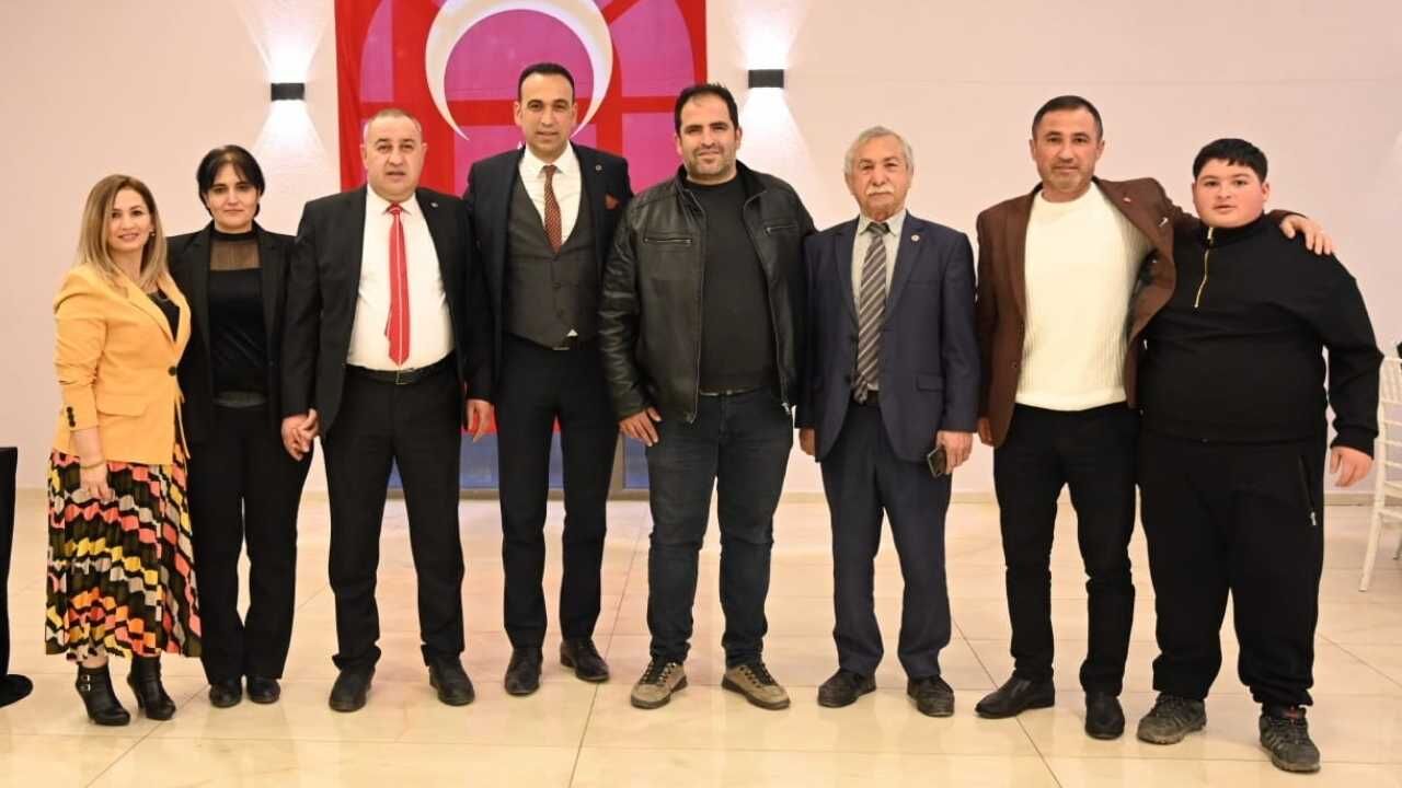 Osmaniye'de Gazeteciler İftar Sofrasında Bir Araya Geldi (9)