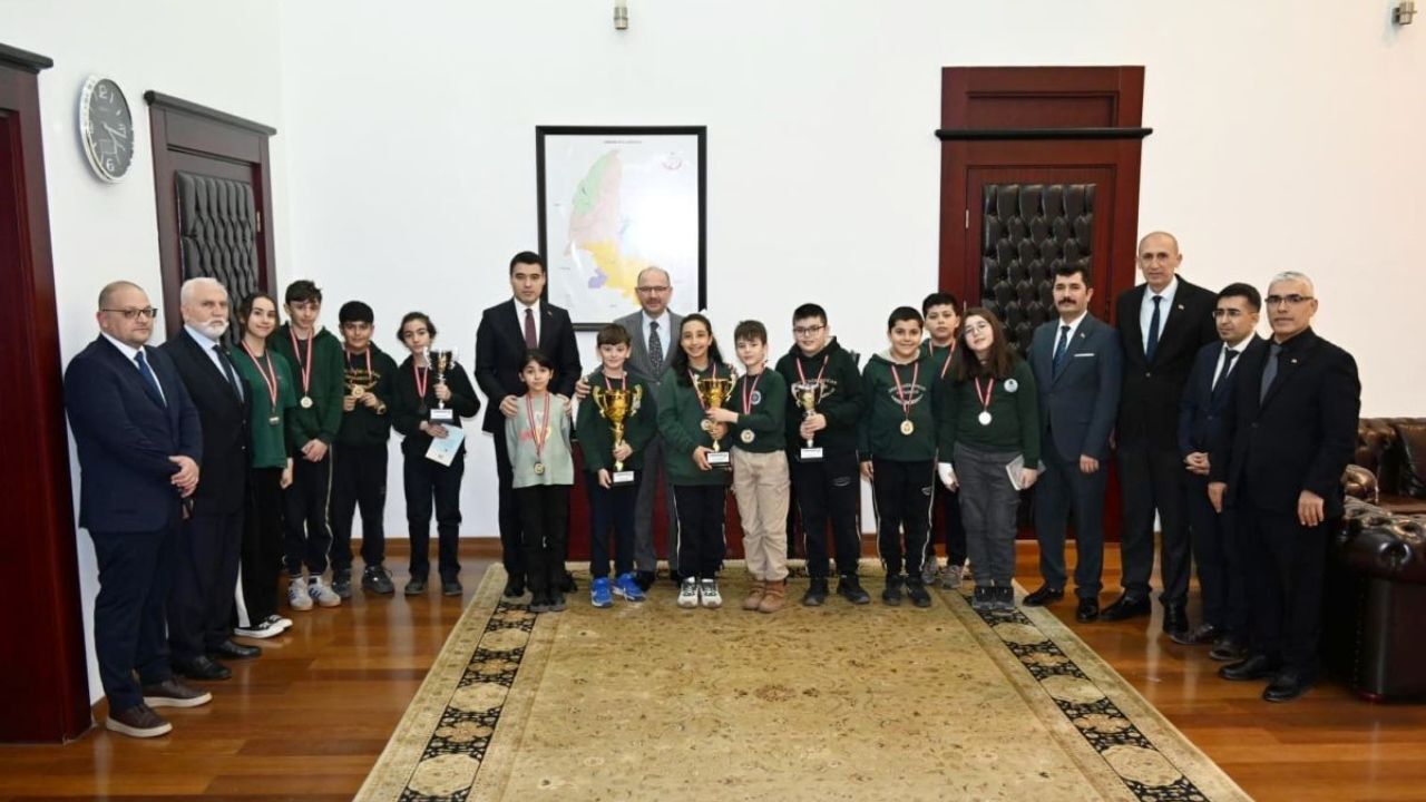 Osmaniye'nin ''Altın'' Çocukları Dünya Sahnesinde Yürüyor! (3)