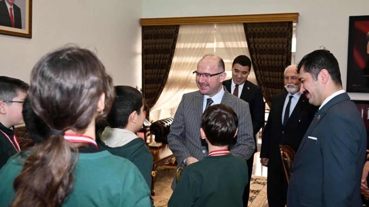 Osmaniye'nin ''Altın'' Çocukları Dünya Sahnesinde Yürüyor!