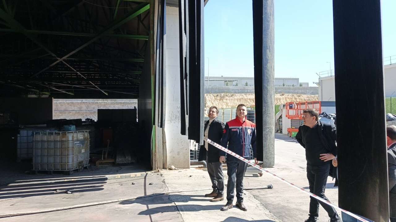 Şen Piliç Kesimhanesinde Yangın Sonrası Hasar Tespiti Başladı