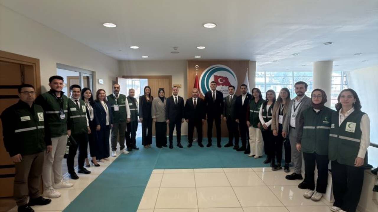 Yeşilay Osmaniye Kurucusunu Unutmadı! O Isim Makamında Ziyaret Edildi! (2)