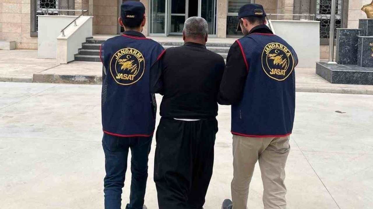 Adana'da Aranan 7 Hükümlü Yakalandı (2)