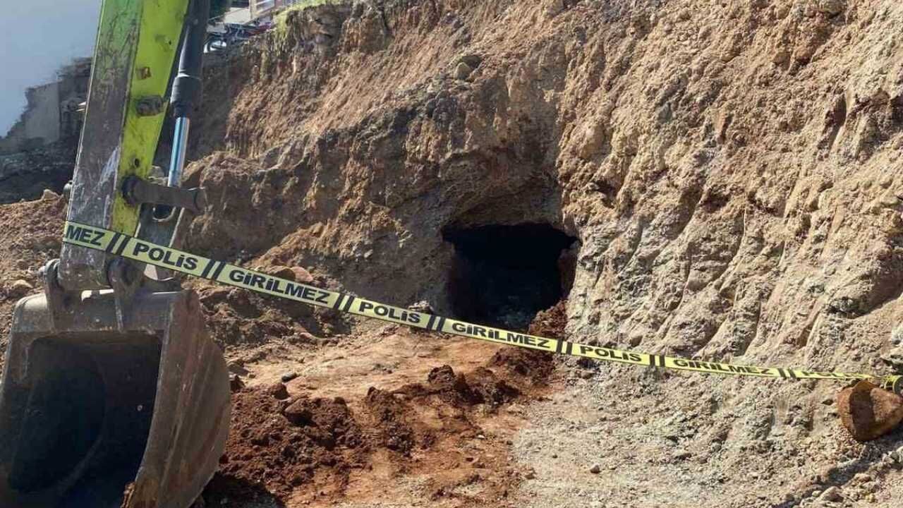 Belediye Kazısında Roma Dönemi Kaya Mezarı Çıktı (2)