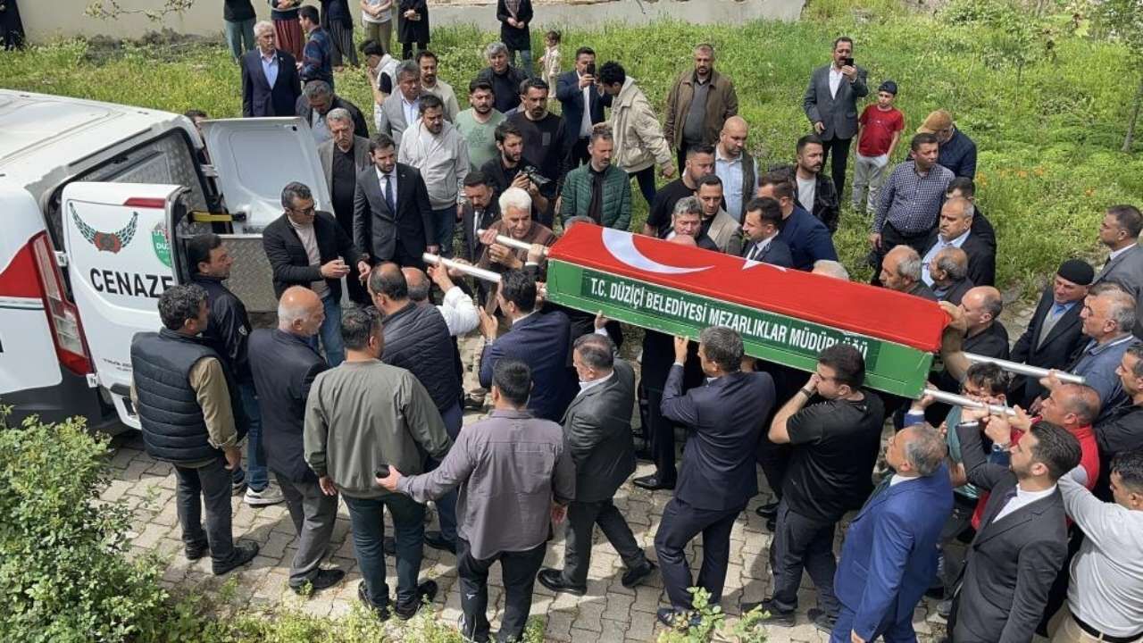 Kahramanmaraş'taki Saldırıda Hayatını Kaybeden Çocuk Osmaniye'de Defnedildi