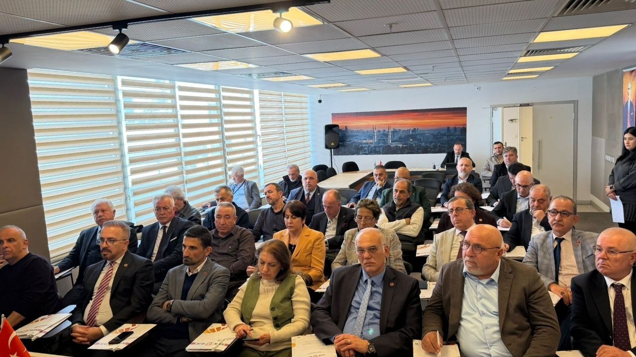 Kgk Ankara Zirvesi Gazeteciliğin Kurtuluşu Meslek Birliği Yasasında! (3)