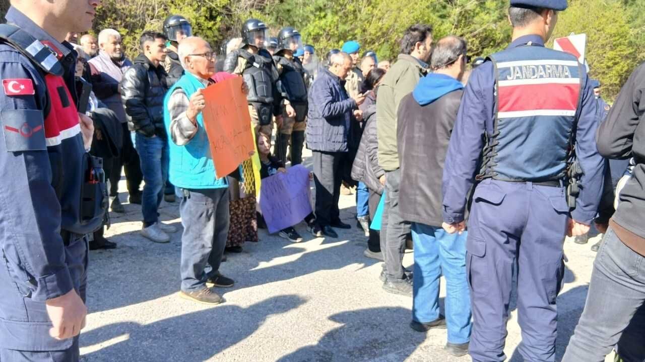 Osmaniye Haraz Yaylası'nda Gergin Bekleyiş Sürüyor (3)