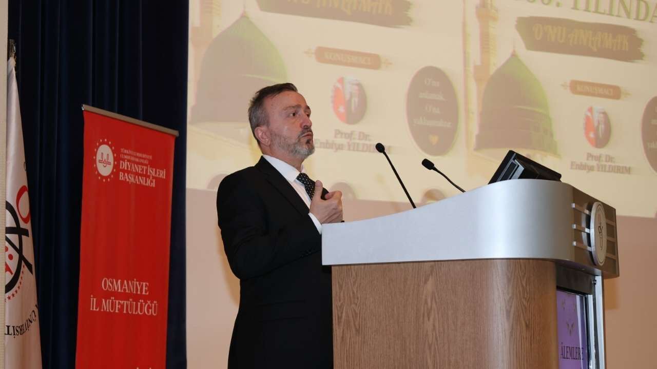 Osmaniye Okü’de Onu Anlamak Konferansı Düzenlendi (4)