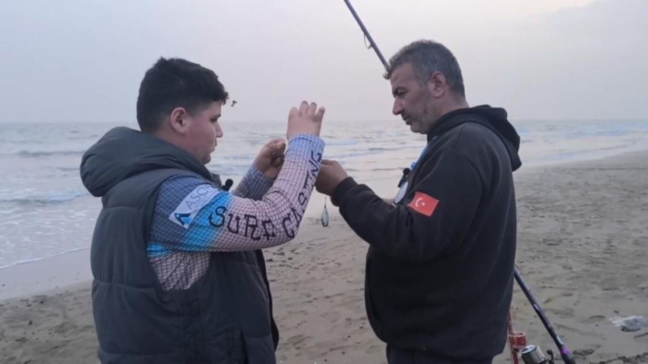 Osmaniye Surf Casting İmzası 12 Saat Kesintisiz Mücadele, Dev Balıklar İçin Yarıştılar!