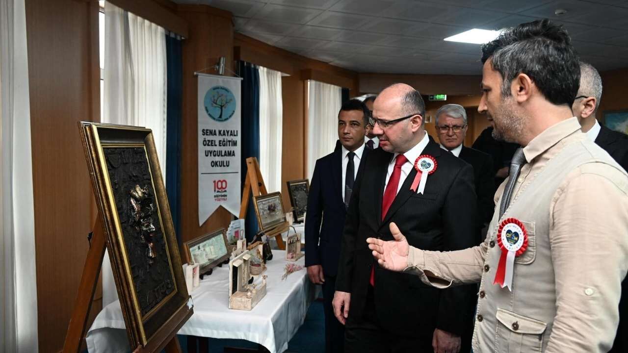 Osmaniye Valisi Serdengeçti Otizmli Evlatlarımızı Şehrin Her Köşesine Dahil Edeceğiz (5)