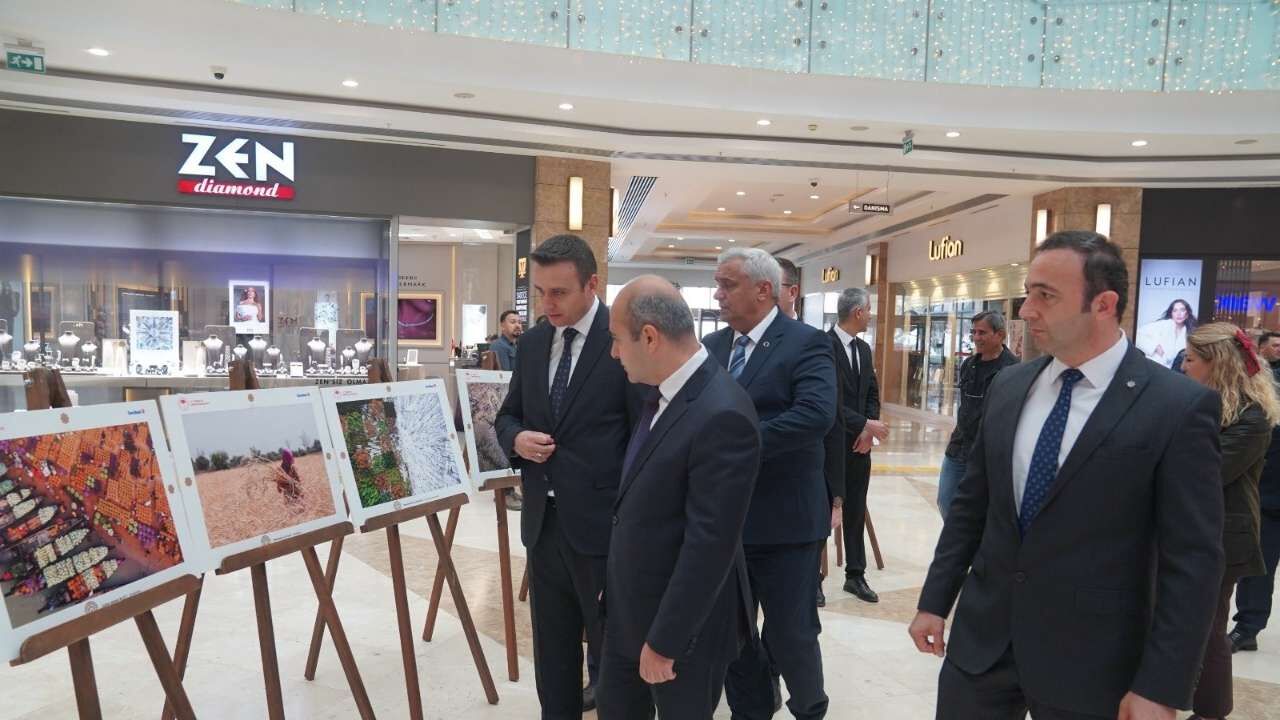 Osmaniye’de Bereketin Yüzyılı Rüzgarı Tarım Ve İnsan Fotoğraf Sergisi Açıldı (1)