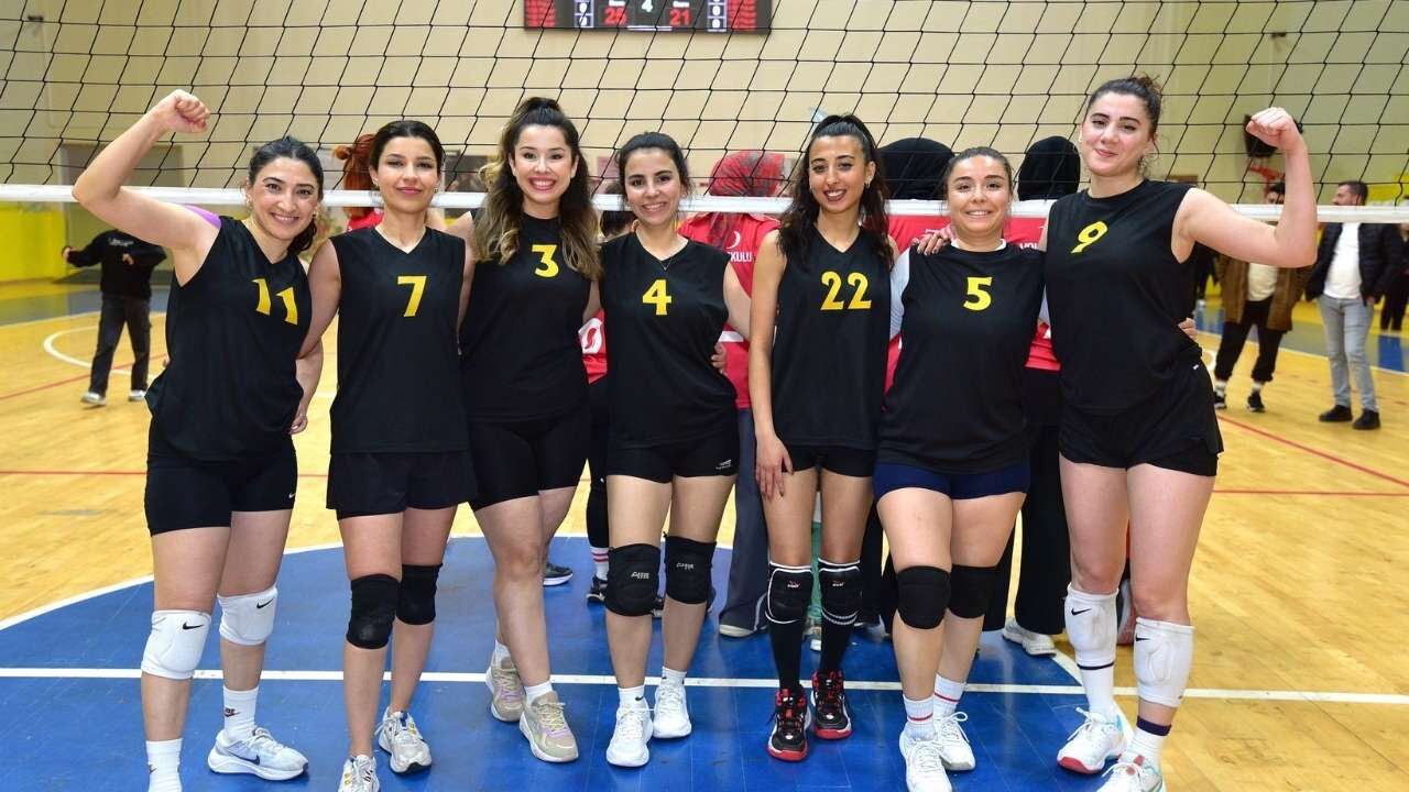 Osmaniye’de Filenin Sultanları Belli Oldu Şampiyon Divalar! (1)