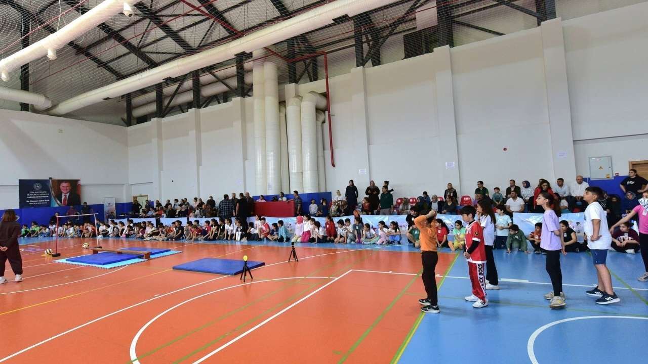 Osmaniye’de Geleceğin Şampiyonları Seçiliyor Sportif Yetenek Taramasında 2. Etap Başladı! (3)