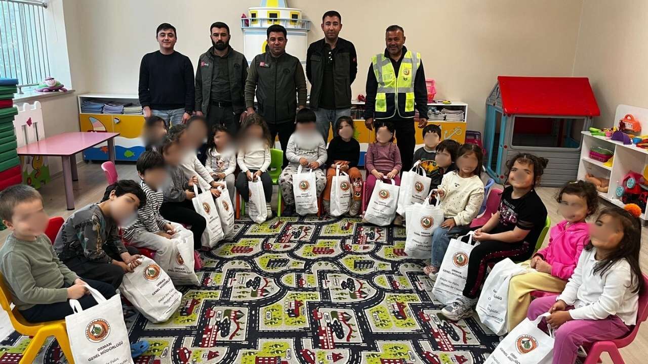 Osmaniye'de Miniklerden Örnek Davranış Geleceğin Ormanları Emin Ellerde!