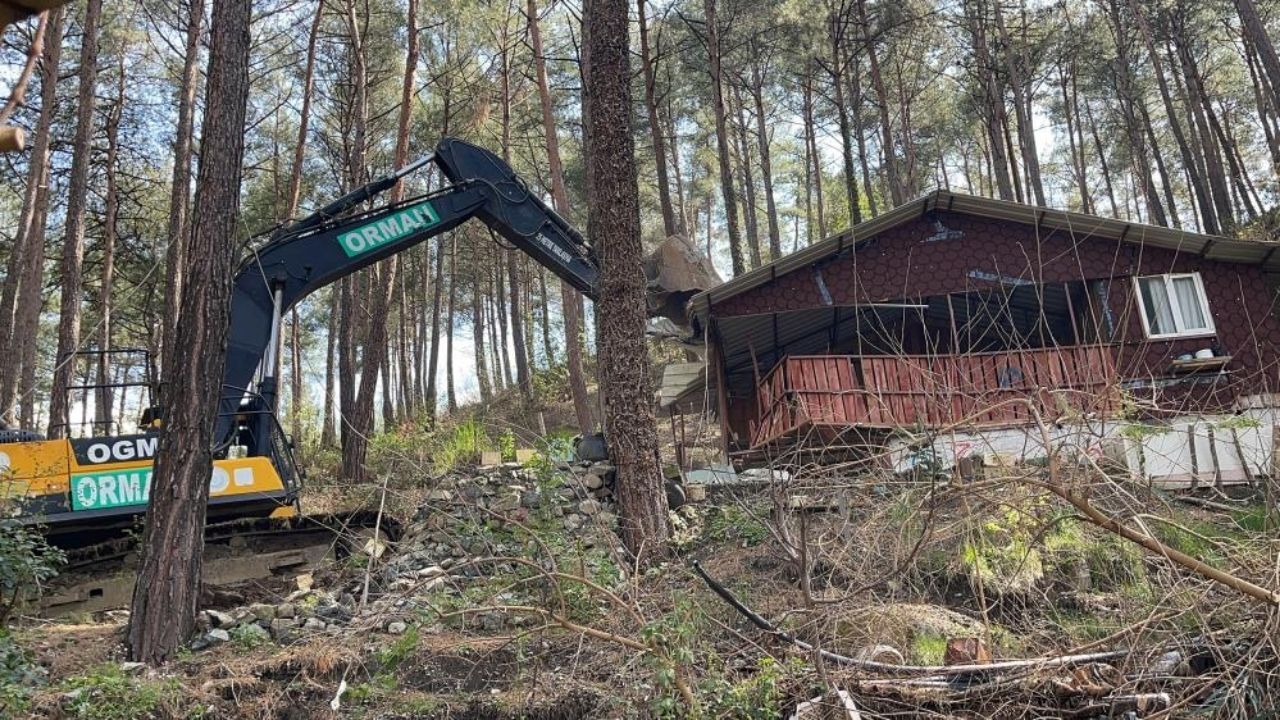 Osmaniye’de O Köylerde Taş Üstünde Taş Kalmadı! Benim Evim Yıkılmaz Demeyin 31 Yayla Evi Yıkıldı