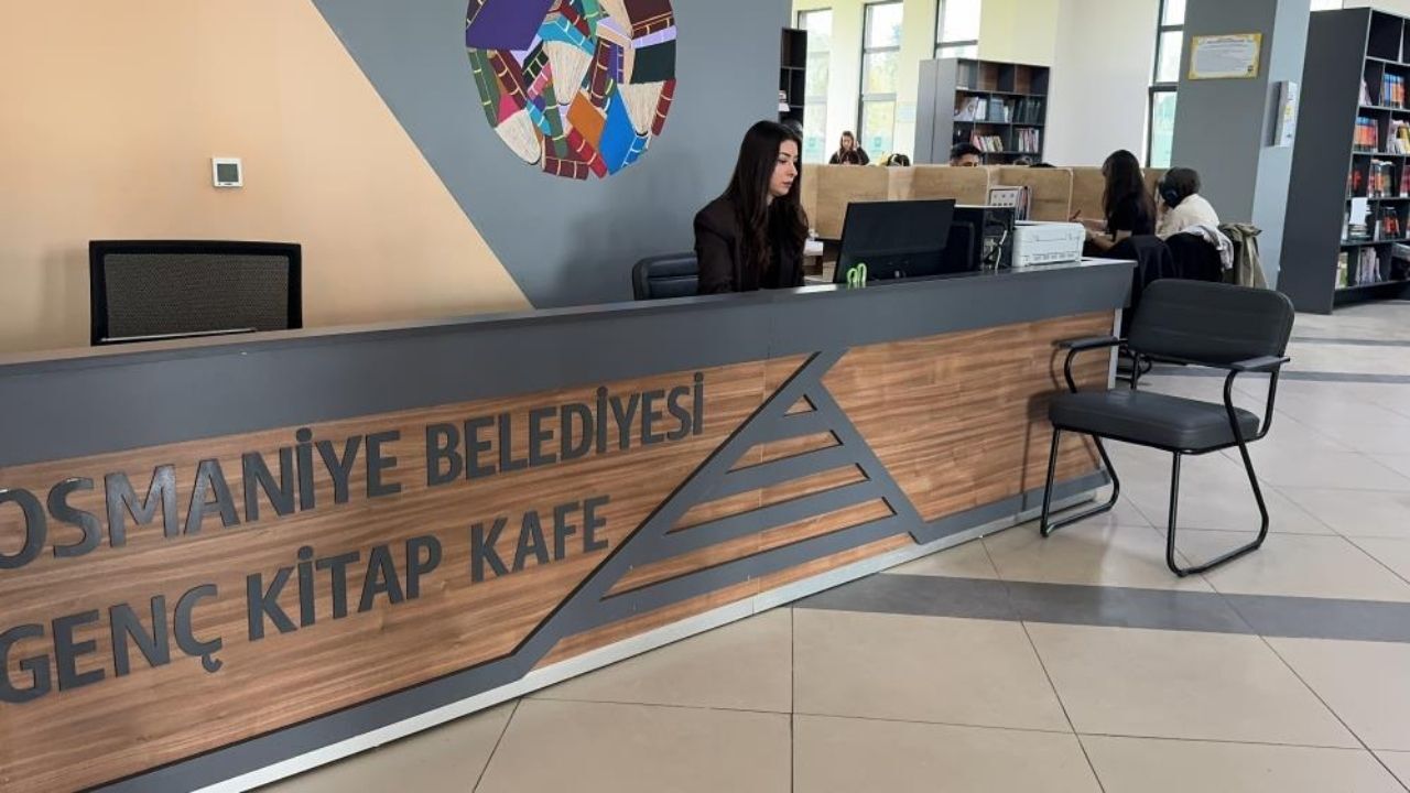 Osmaniye'de Öğrencilerin Yeni Gözdesi Genç Kitap Kafe Yoğun İlgi Görüyor (1)