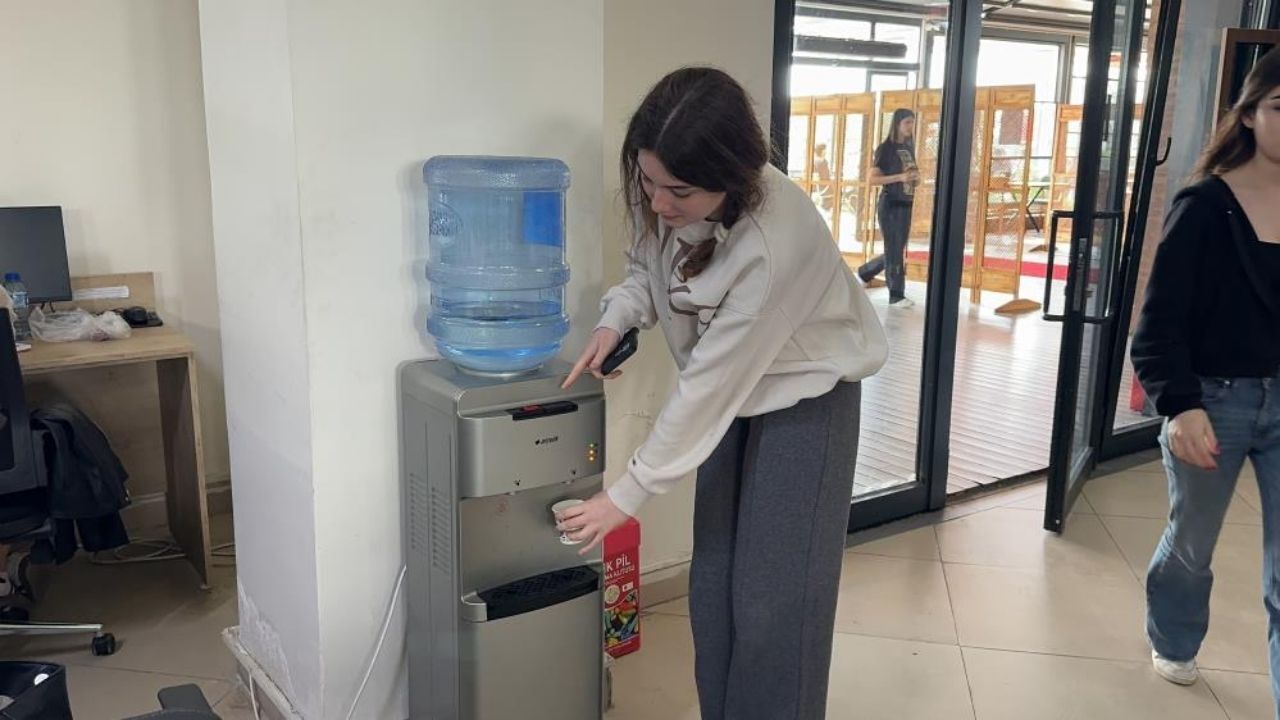 Osmaniye'de Öğrencilerin Yeni Gözdesi Genç Kitap Kafe Yoğun İlgi Görüyor (3)