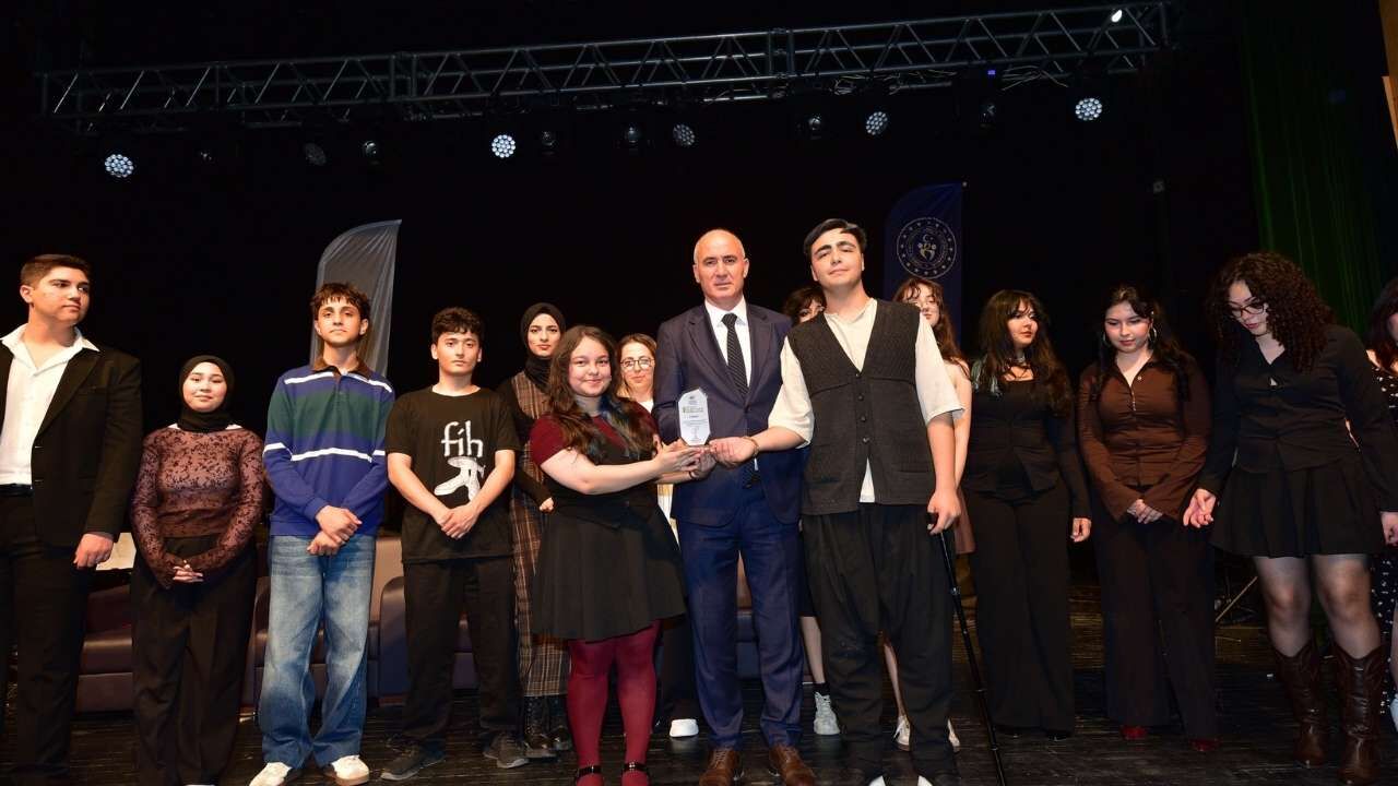 Osmaniye’de Sanat Rüzgarı Genç Yetenekler Bölge Finali Yolunda! (8)