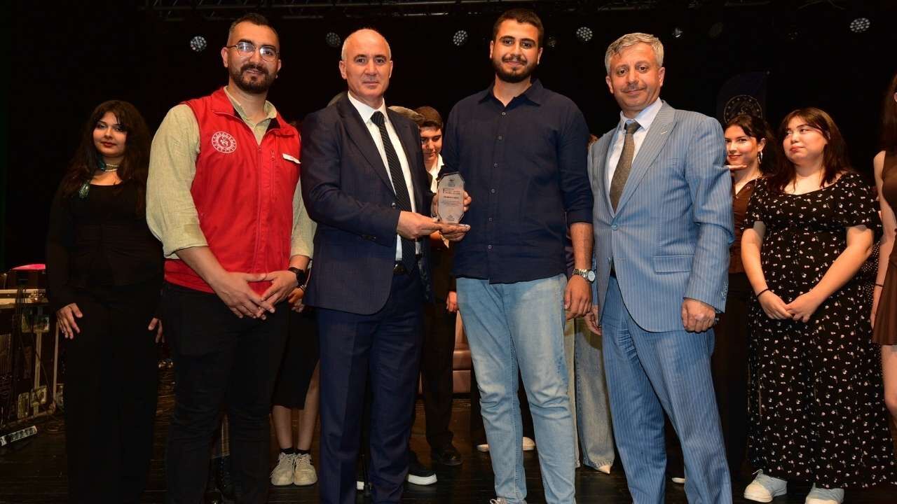 Osmaniye’de Sanat Rüzgarı Genç Yetenekler Bölge Finali Yolunda! (9)