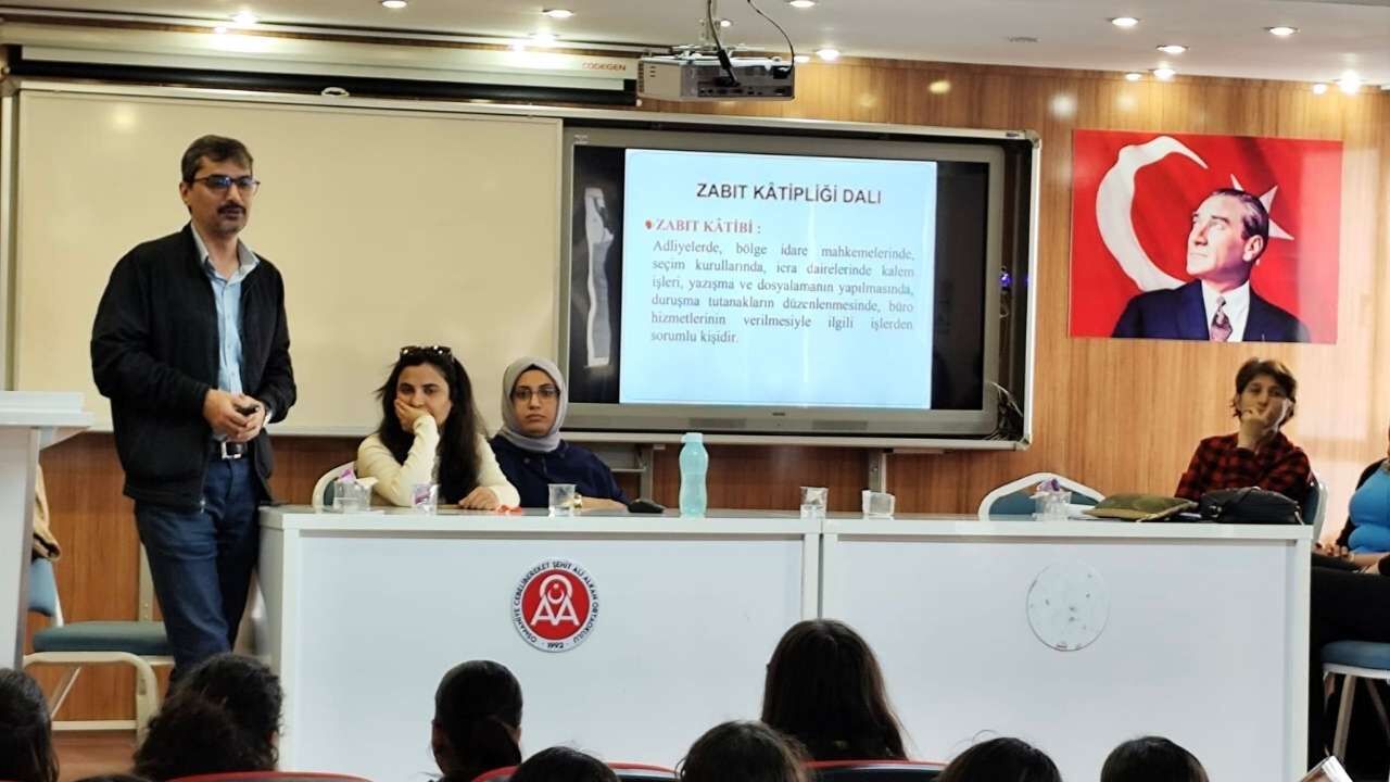 Osmaniyeli Gençler Dikkat! Geleceğin Meslekleri Bu Okulda Tanıtıldı (2)