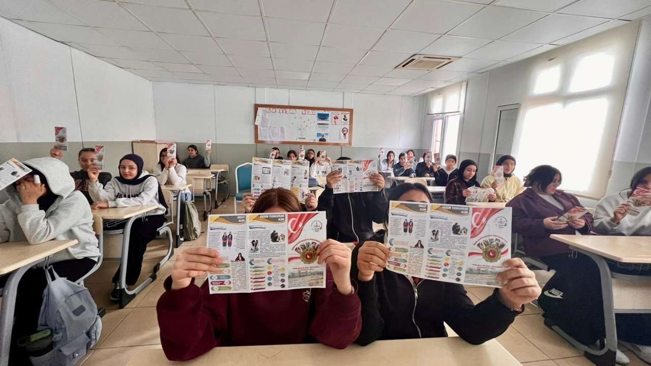 Osmaniyeli Gençler Dikkat! Geleceğin Meslekleri Bu Okulda Tanıtıldı (6)
