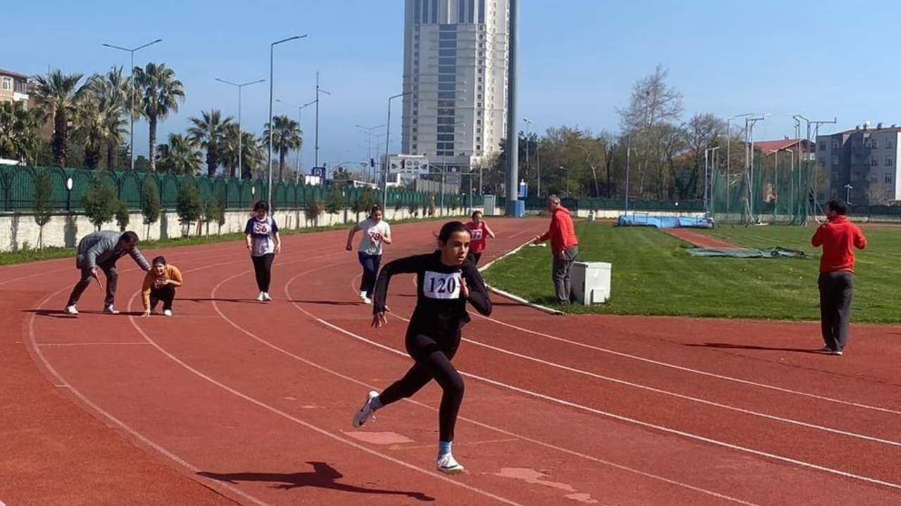 Osmaniyeli Özel Sporculardan Samsun’da Madalya Yağmuru (3)