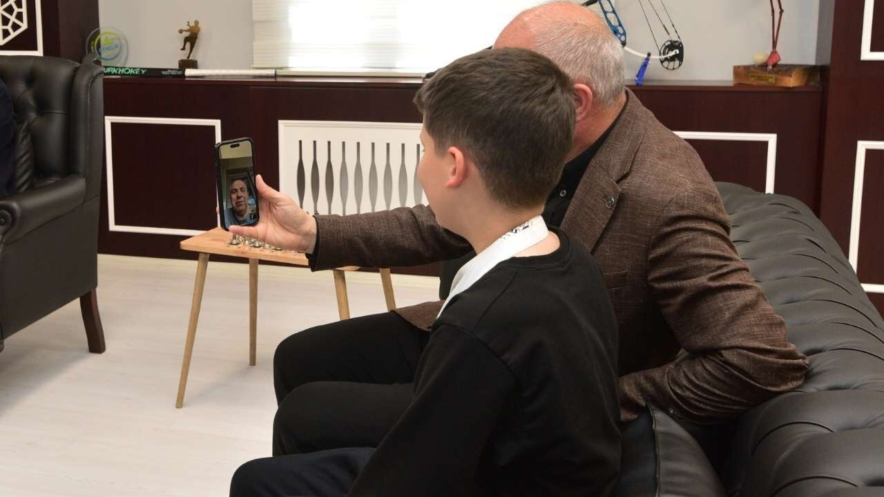 Osmaniye’nin Gururu Yusuf Özay Türkiye Rekoruyla Şampiyon! (2)