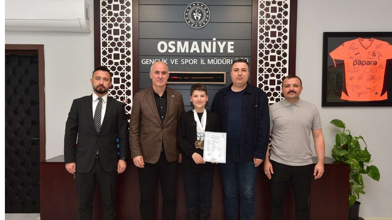Osmaniye’nin Gururu Yusuf Özay Türkiye Rekoruyla Şampiyon! (4)